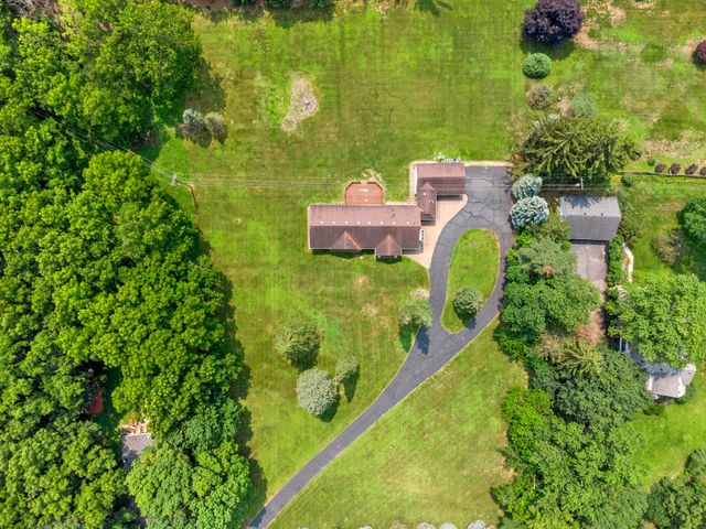 46105 W Seven Mile Road, Northville Twp, MI 48167