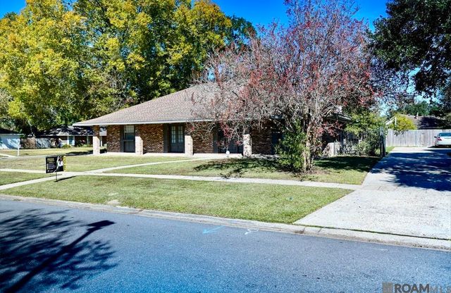 13805 House Of Lancaster Dr, Baton Rouge, LA 70816