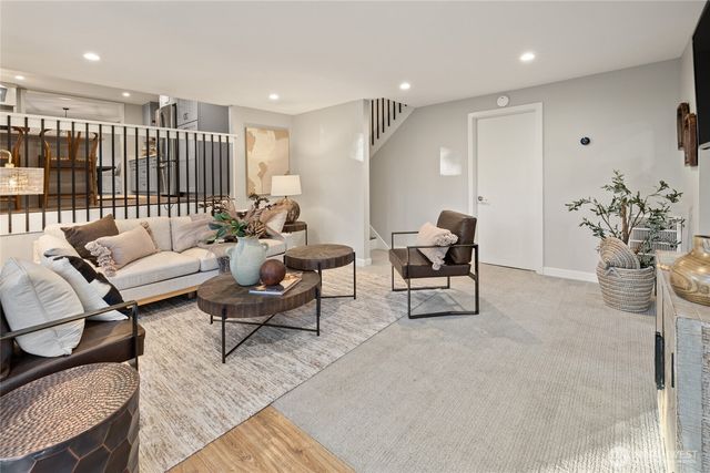 14607 SE 170th Place, Renton, WA 98058