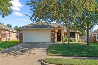 8440 Hawks Nest Drive, Fort Worth, TX 76131