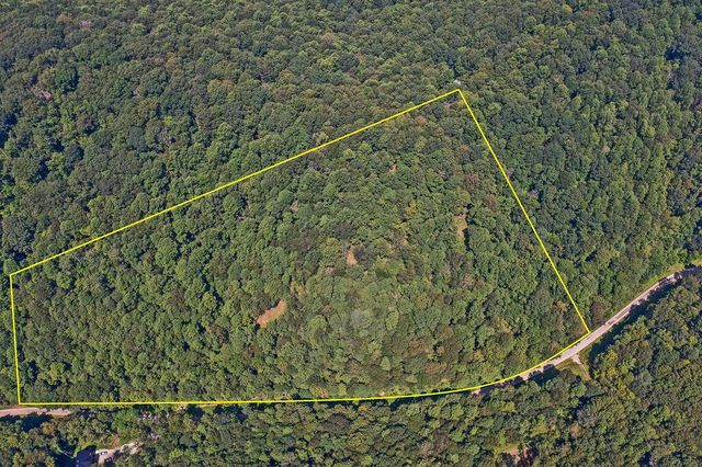 24272 Conrad Road, Laurelville, OH 43135