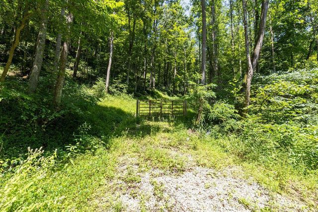 24272 Conrad Road, Laurelville, OH 43135