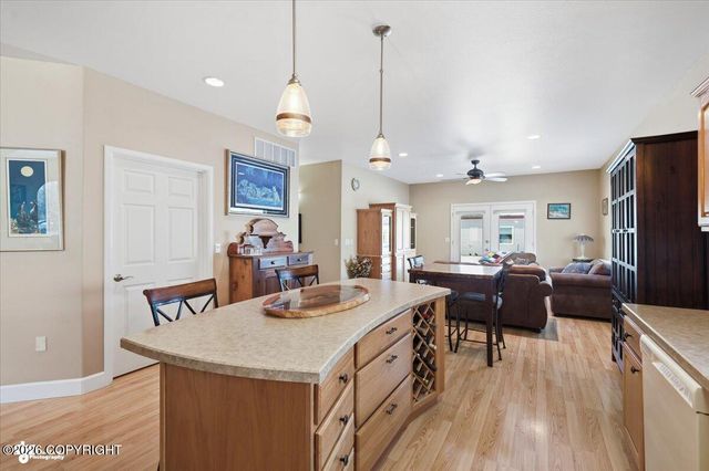 1760 S Ragosa Circle 33B, Palmer, AK 99645