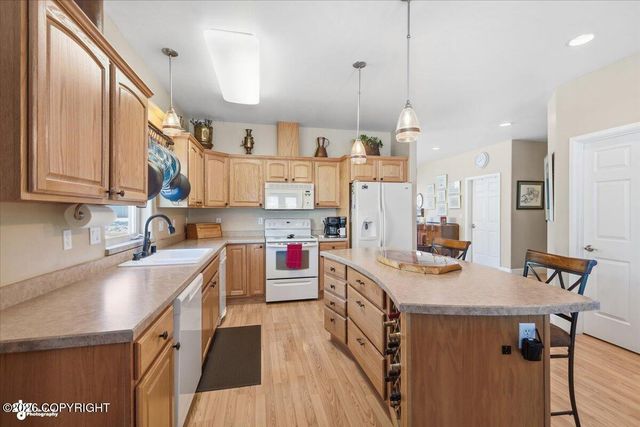 1760 S Ragosa Circle 33B, Palmer, AK 99645