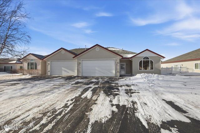 1760 S Ragosa Circle 33B, Palmer, AK 99645