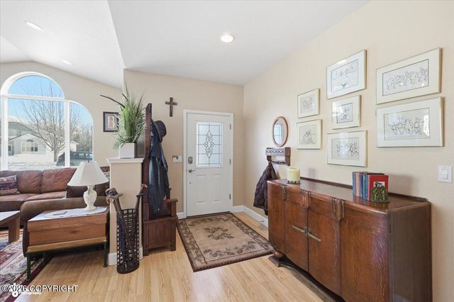 1760 S Ragosa Circle 33B, Palmer, AK 99645