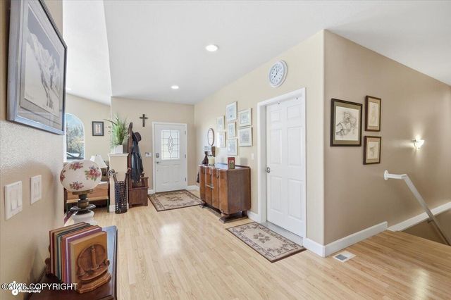 1760 S Ragosa Circle 33B, Palmer, AK 99645