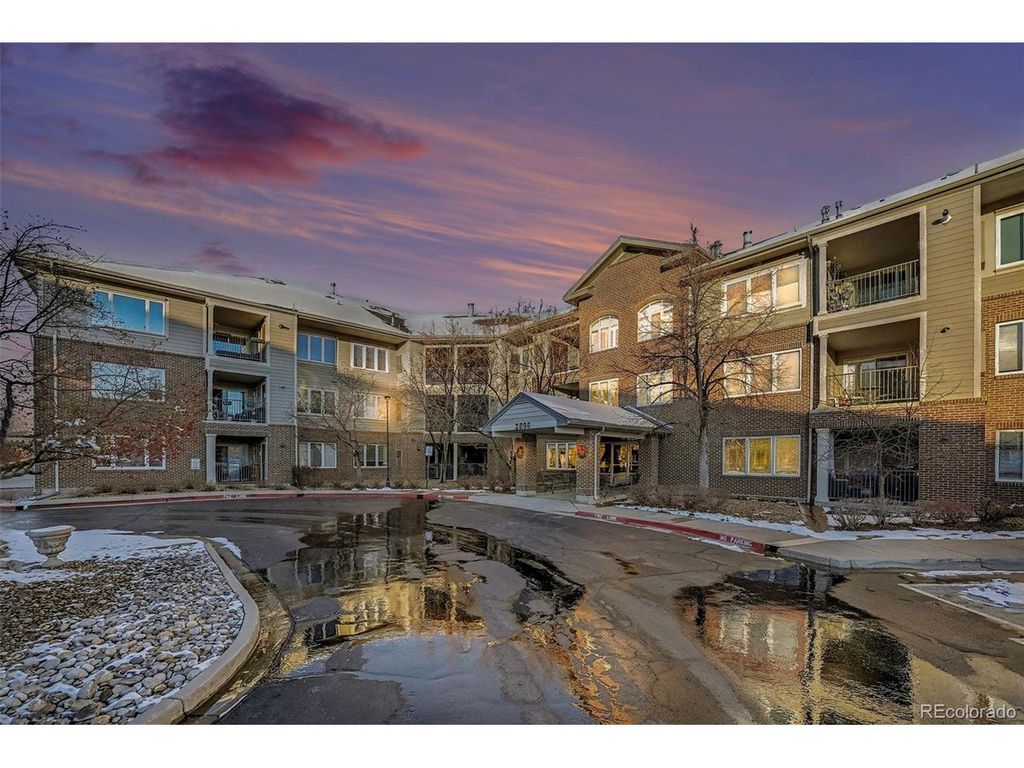 2896 W Riverwalk Cir A105, Littleton, CO 80123