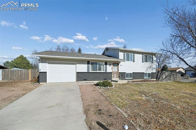 353 Cumming Avenue, Fountain, CO 80817