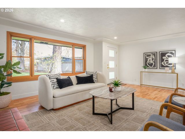 250 REGAL Ct, Eugene, OR 97401