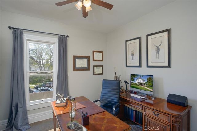 1052 E Grand Boulevard, Corona, CA 92879
