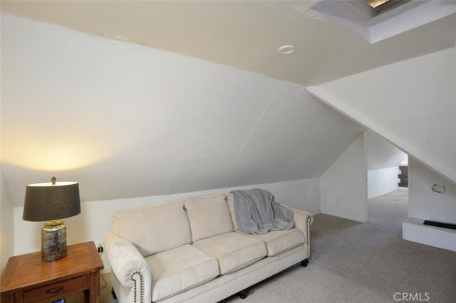 1052 E Grand Boulevard, Corona, CA 92879