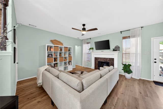 1011 Aylesbury Drive, Allen, TX 75002