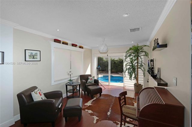 9465 SW 155th Ave, Miami, FL 33196