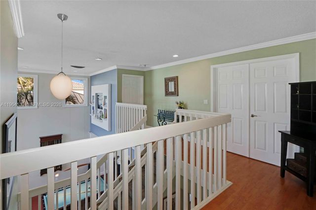 9465 SW 155th Ave, Miami, FL 33196