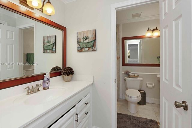 9465 SW 155th Ave, Miami, FL 33196