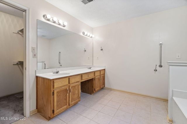 5395 Cohay Drive, Horn Lake, MS 38637