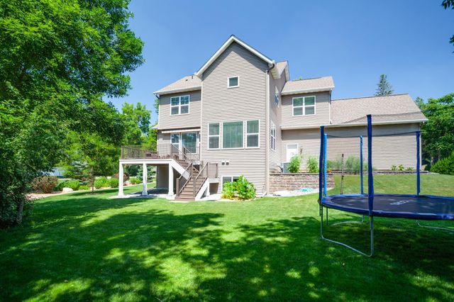 11927 Meadow Lane W, Hopkins, MN 55305