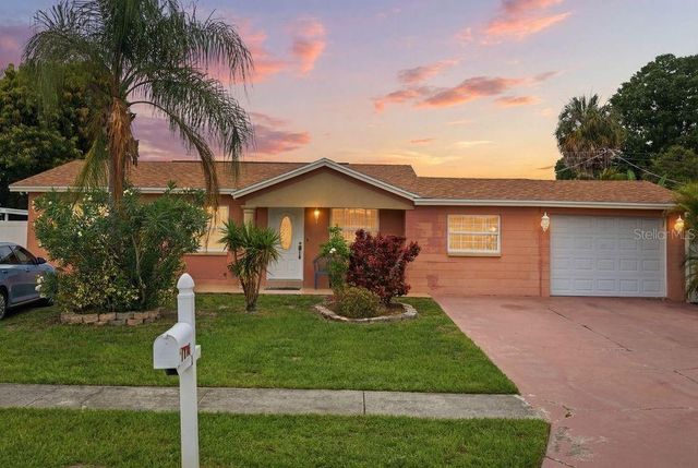 4914 HOLIDAY DRIVE, Tampa, FL 33615