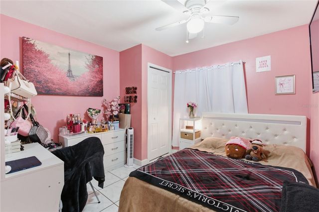 4914 HOLIDAY DRIVE, Tampa, FL 33615