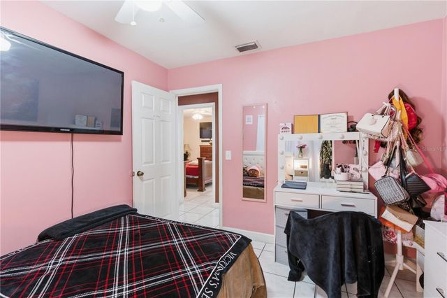 4914 HOLIDAY DRIVE, Tampa, FL 33615