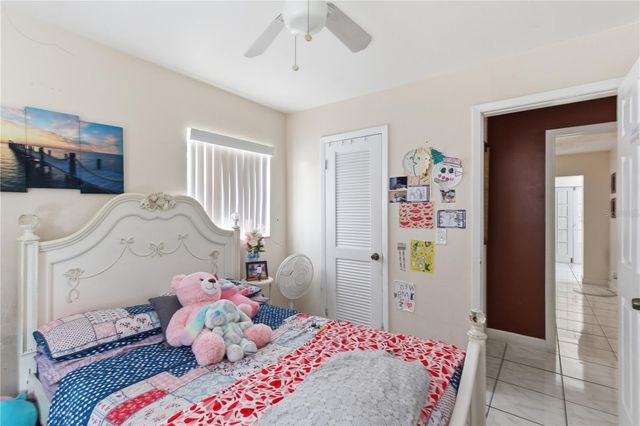4914 HOLIDAY DRIVE, Tampa, FL 33615