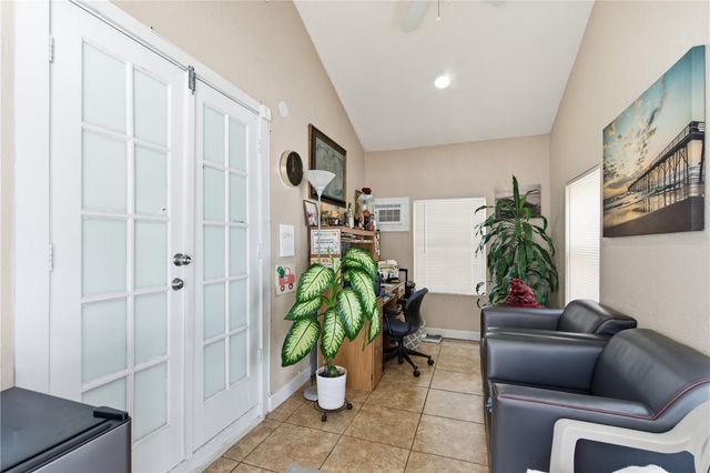 4914 HOLIDAY DRIVE, Tampa, FL 33615