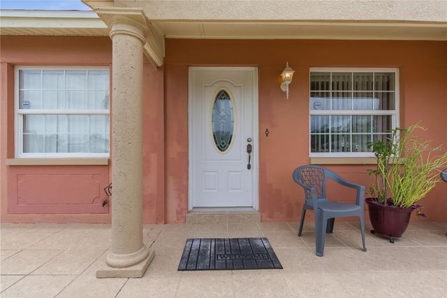 4914 HOLIDAY DRIVE, Tampa, FL 33615