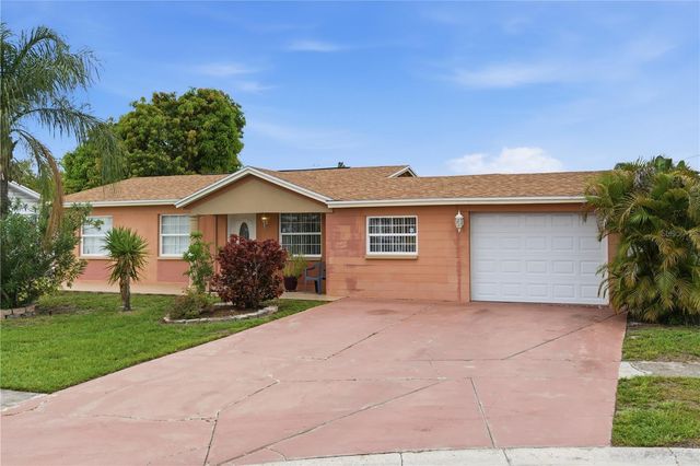 4914 HOLIDAY DRIVE, Tampa, FL 33615