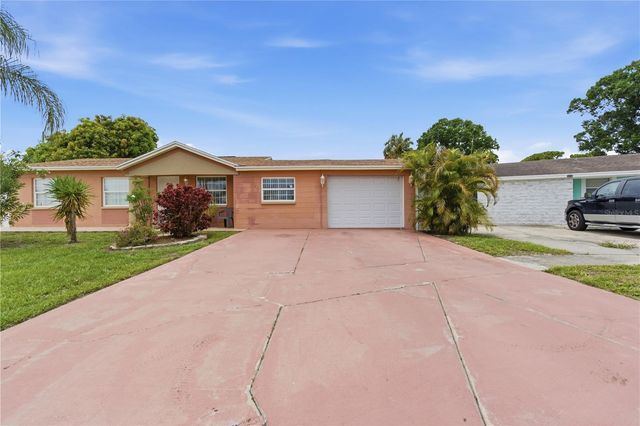 4914 HOLIDAY DRIVE, Tampa, FL 33615