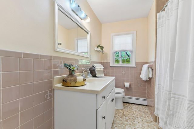 31 Sunset Drive, Huntington, NY 11743