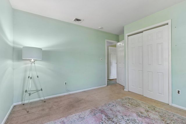 31 Sunset Drive, Huntington, NY 11743