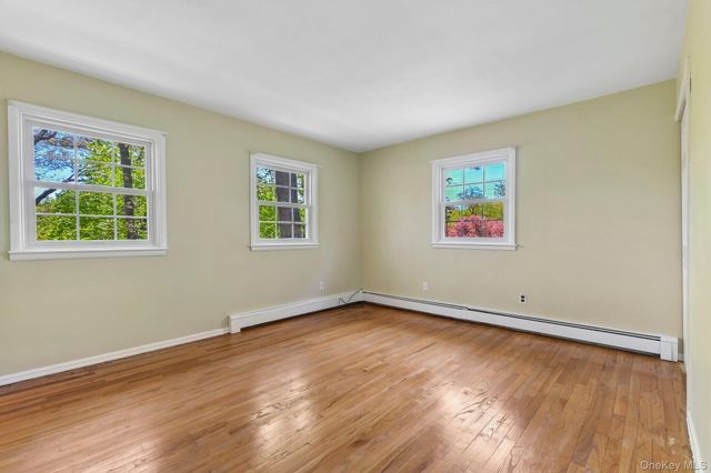 31 Sunset Drive, Huntington, NY 11743