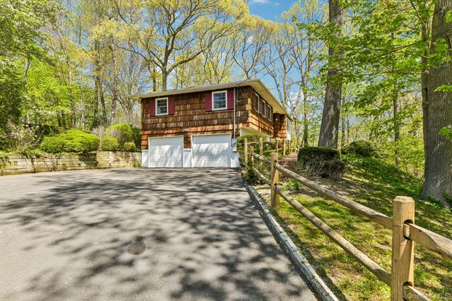 31 Sunset Drive, Huntington, NY 11743