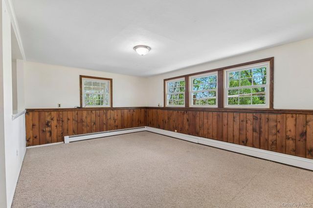 31 Sunset Drive, Huntington, NY 11743