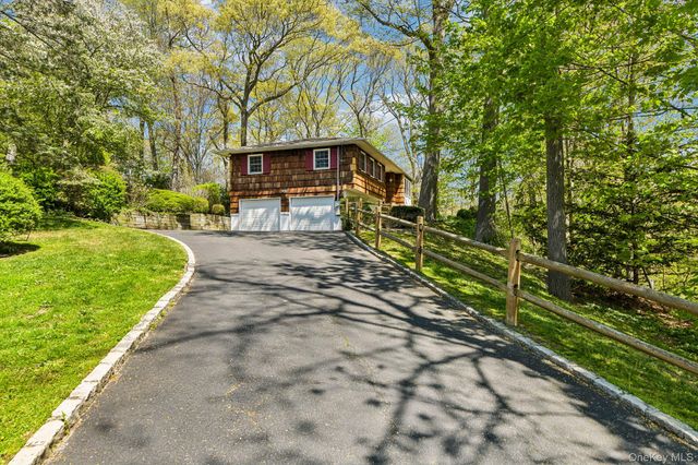 31 Sunset Drive, Huntington, NY 11743