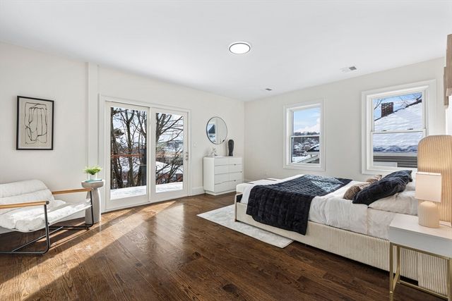 7 Park Ave Ext, Arlington, MA 02475