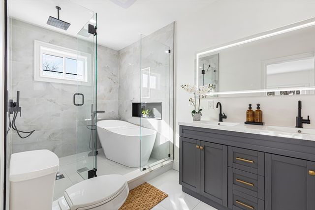 7 Park Ave Ext, Arlington, MA 02475