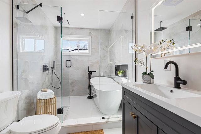 7 Park Ave Ext, Arlington, MA 02475