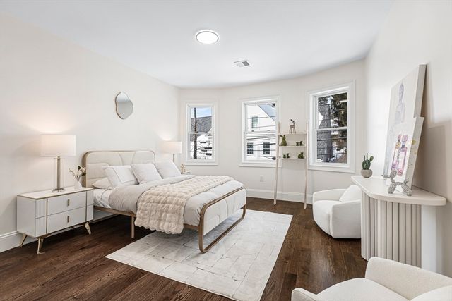 7 Park Ave Ext, Arlington, MA 02475