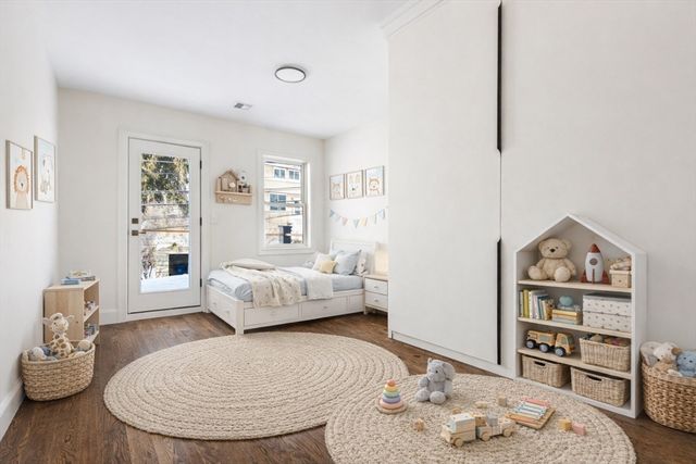 7 Park Ave Ext, Arlington, MA 02475