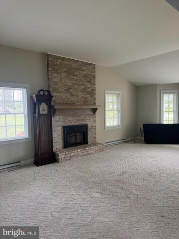 1493 HOGTOWN RD, Harrington, DE 19952