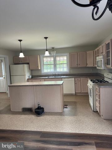1493 HOGTOWN RD, Harrington, DE 19952