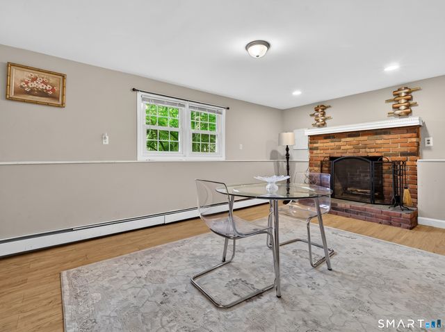 15 Partridge Lane, Clinton, CT 06413