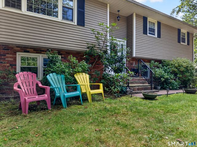 15 Partridge Lane, Clinton, CT 06413