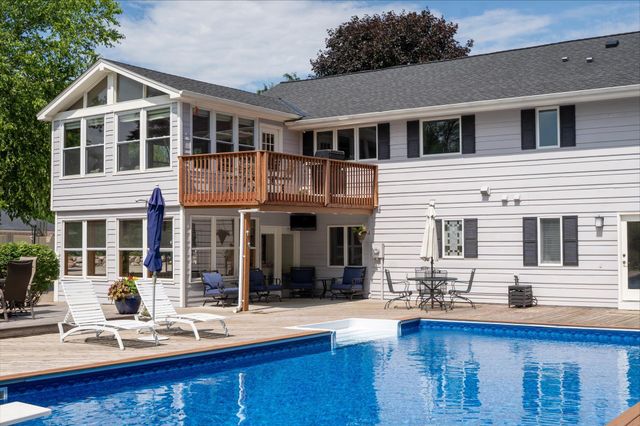 6757 Horseshoe Bend Drive, Corcoran, MN 55340