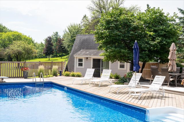 6757 Horseshoe Bend Drive, Corcoran, MN 55340