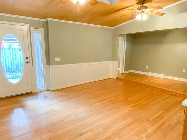 657 BROADWAY B, Dunedin, FL 34698