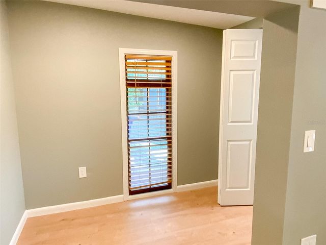 657 BROADWAY B, Dunedin, FL 34698