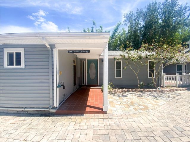 657 BROADWAY B, Dunedin, FL 34698